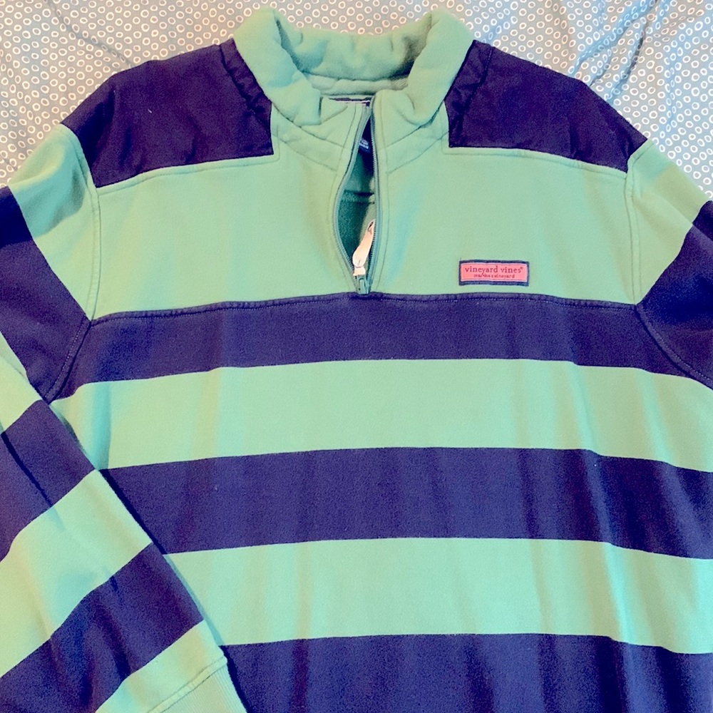 Vineyard Vines quarter zip sweatshirt